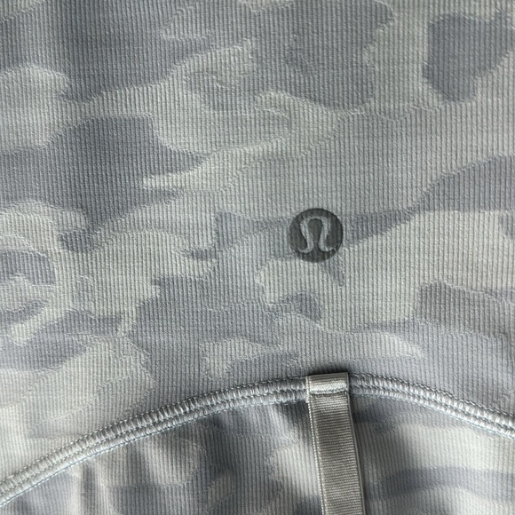 Lululemon size 10 Define Jacket Lux *Jacquard luxtreme - Picture 13 of 14